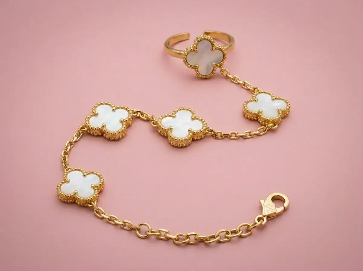 Aurora Clover Bracelet - Image 2