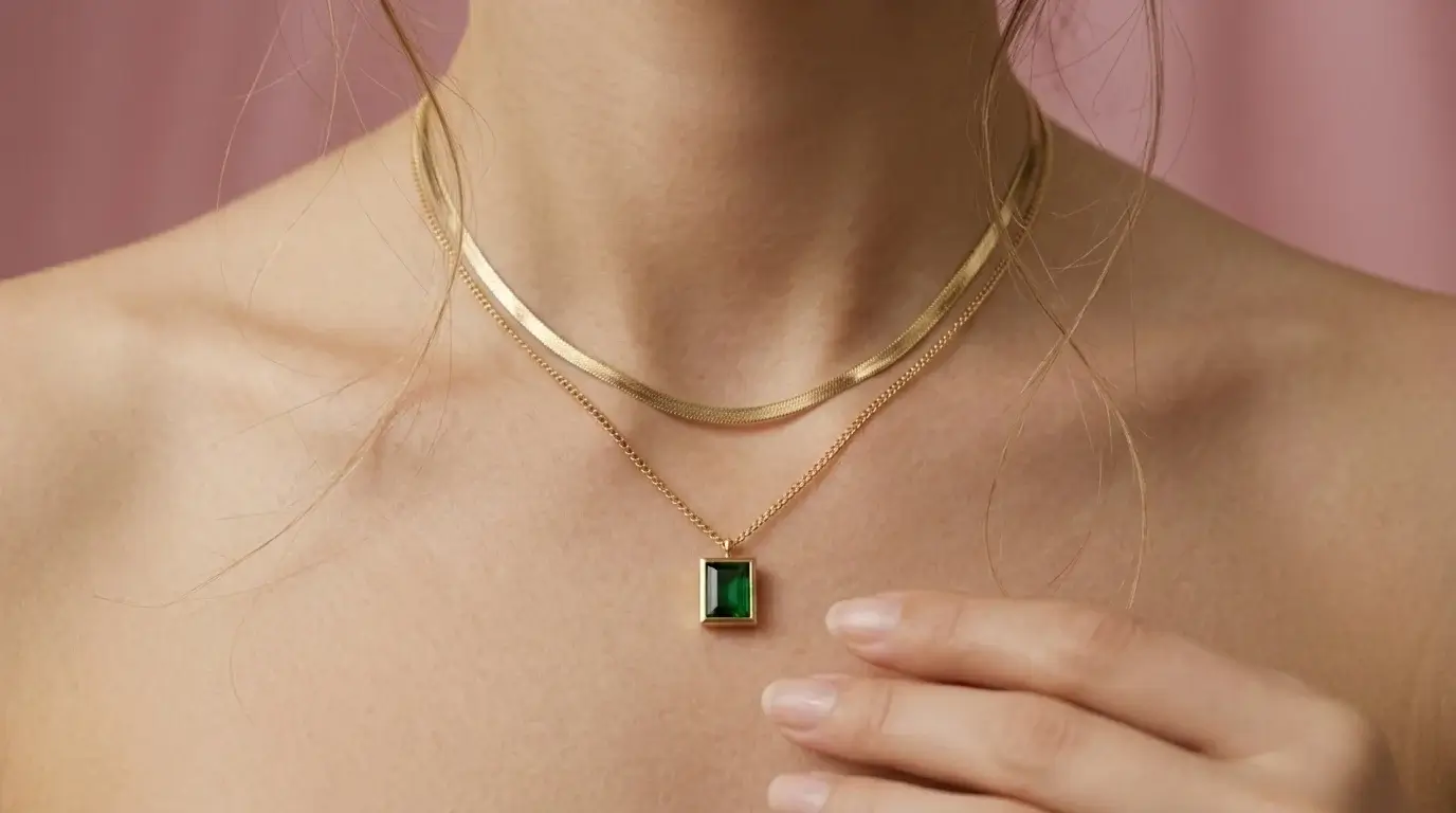 Emerald Aura Pendant - Image 6