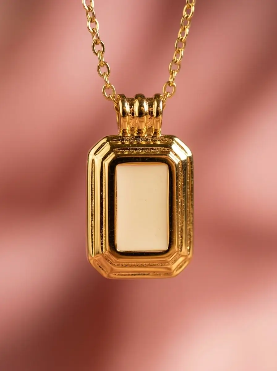 Golden Frame Pendant - Image 3